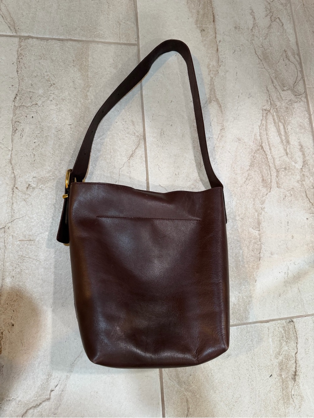 EUC Madewell The Essential Bucket Tote Chocolate Raisin Leather Tote - Picture 5 of 11